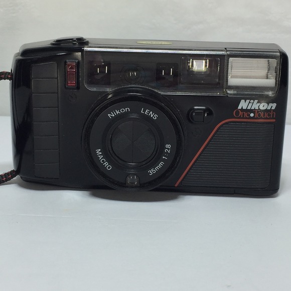 Nikon One Touch 35mm Point & Shoot Film Camera Macro Lens Vintage - Picture 1 of 13